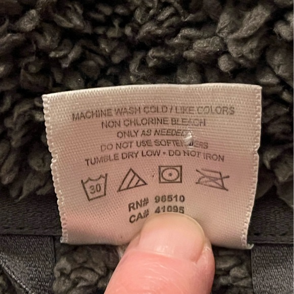 Under Armour Women's Fleece Zip Jacket Size XL - Picture 5 of 9